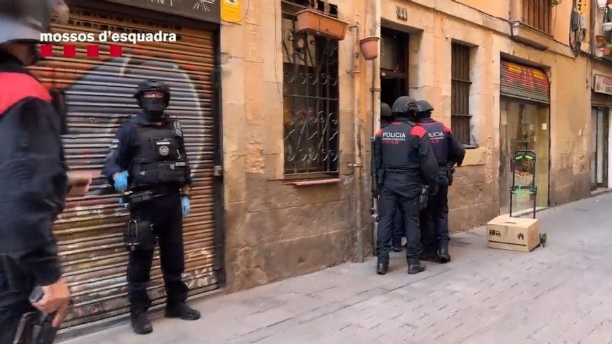 Mòbils robats a Catalunya amb destí a l’Àsia i el Marroc