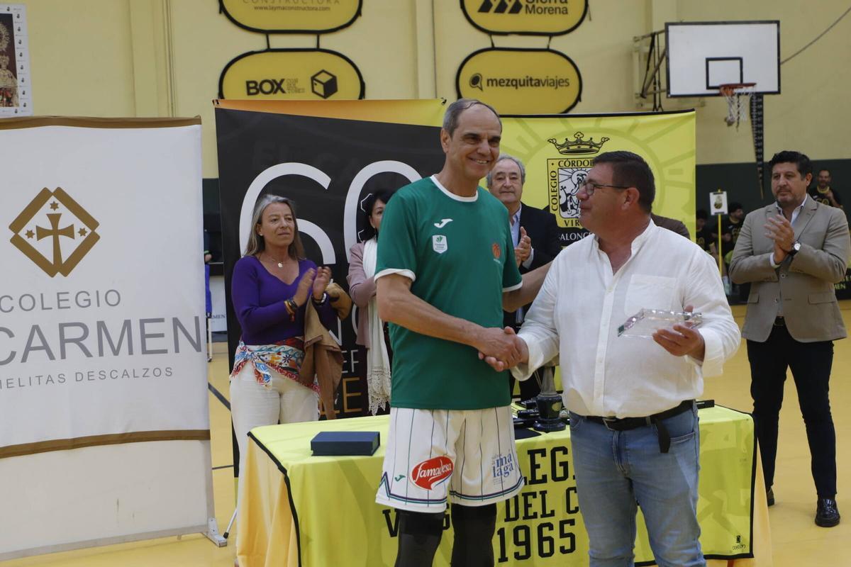 La celebración de los 60 años de deporte en el Colegio Virgen del Carmen, en imágenes La celebración de los 60 años de deporte en el Colegio Virgen del Carmen, en imágenes