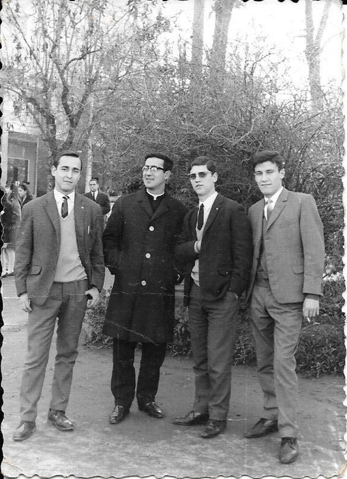 José Ángel González Martínez, José Sánchez, sacerdote de la orden de la Preciosa Sangre, Juan de la Cruz y Vidal Sánchez Corrochano.