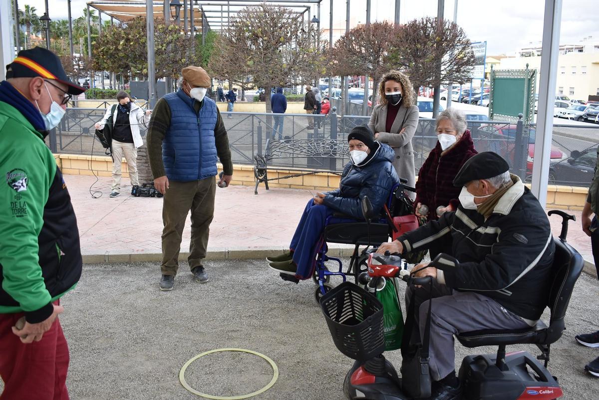 Actividades con la Asociación de Personas con Discapacidad Física del municipio