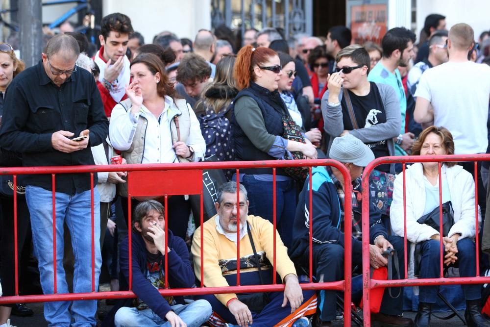 Búscate en la mascletà del 7 de marzo