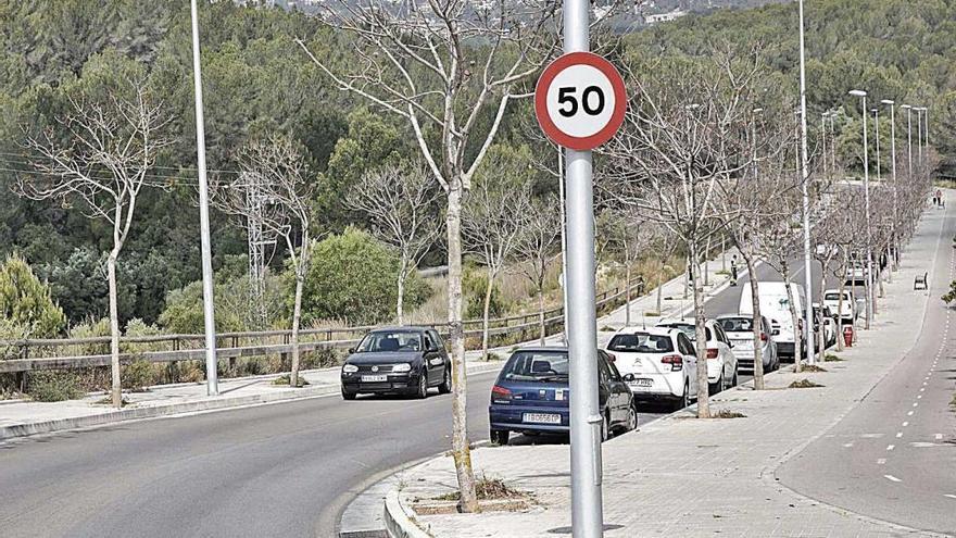 Tramo de la calle Miquel LladÃ³, junto al colegio Madre Alberta, donde se produjo el atropello.