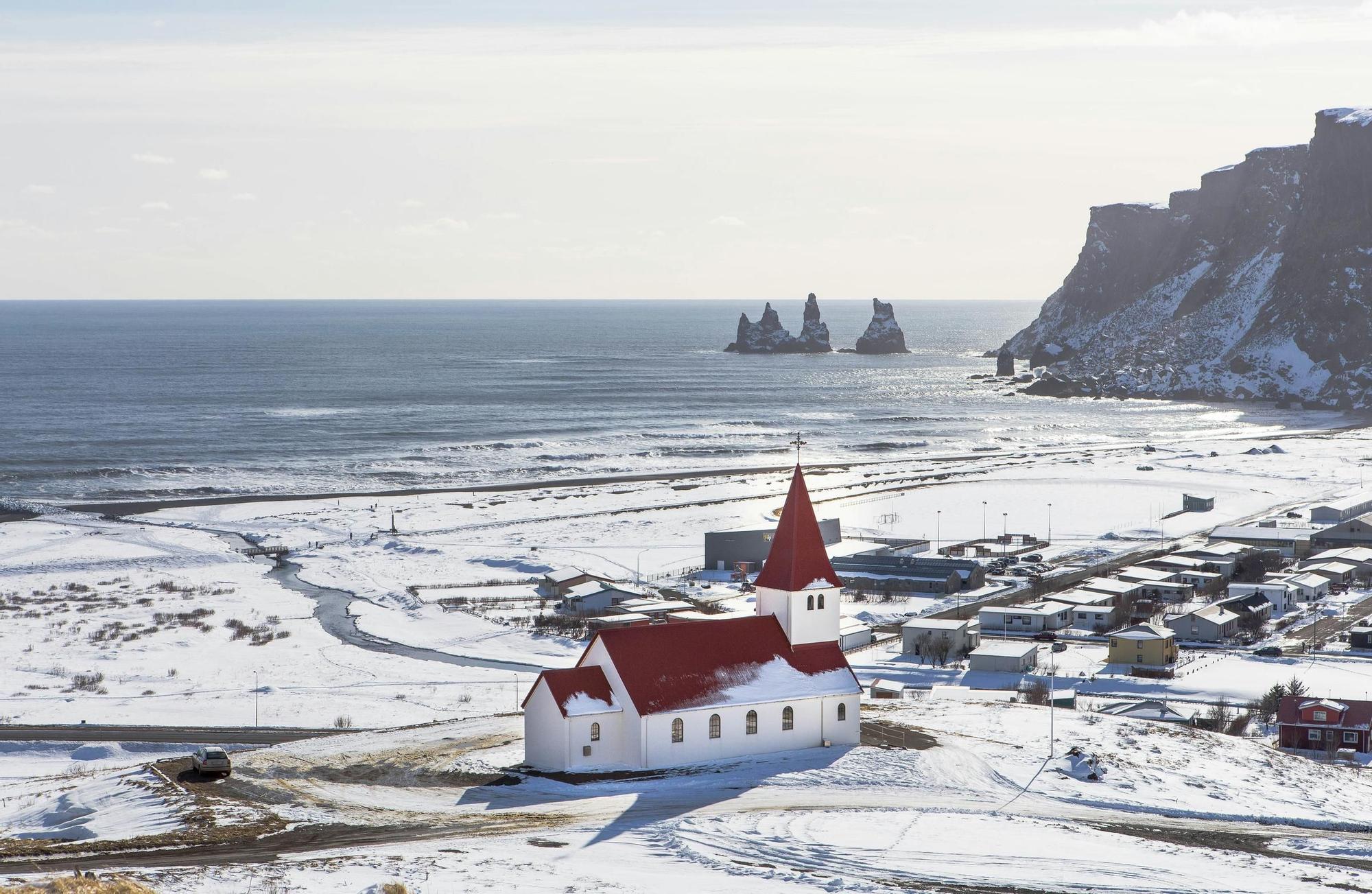 Qué ver en Islandia: lugares imprescindibles, volcanes, auroras boreales y rutas para organizar un viaje inolvidable