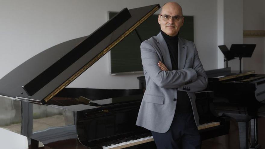 El pianista Alejo Amoedo ofrece una charla-concierto sobre Reveriano Soutullo.