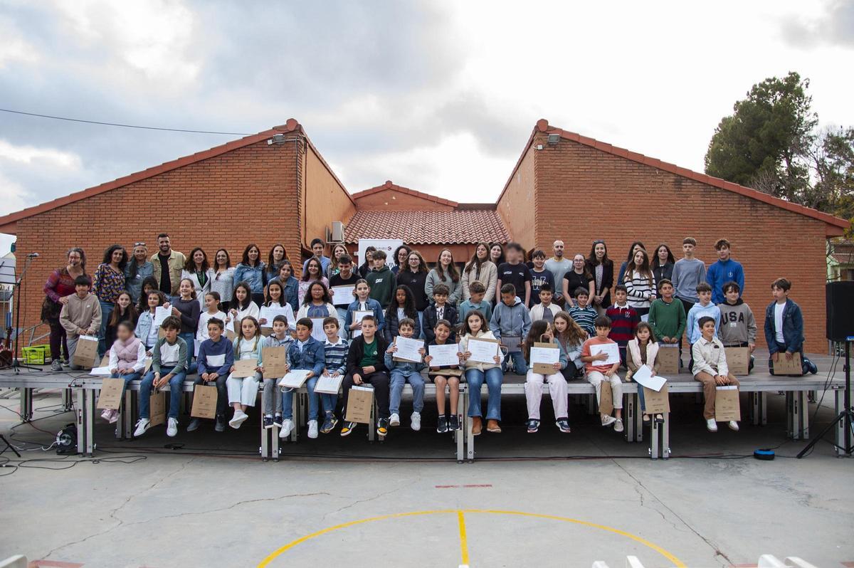 Los alumnos participantes en el certamen.