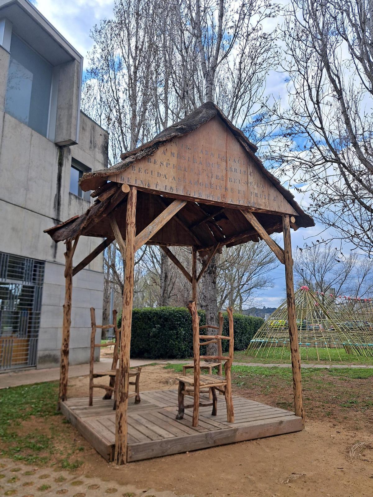 La instal·lació de Jofre Sebastian al centre cívic de Pont Major que ha participat en la 21a edició del Festival Inundart.