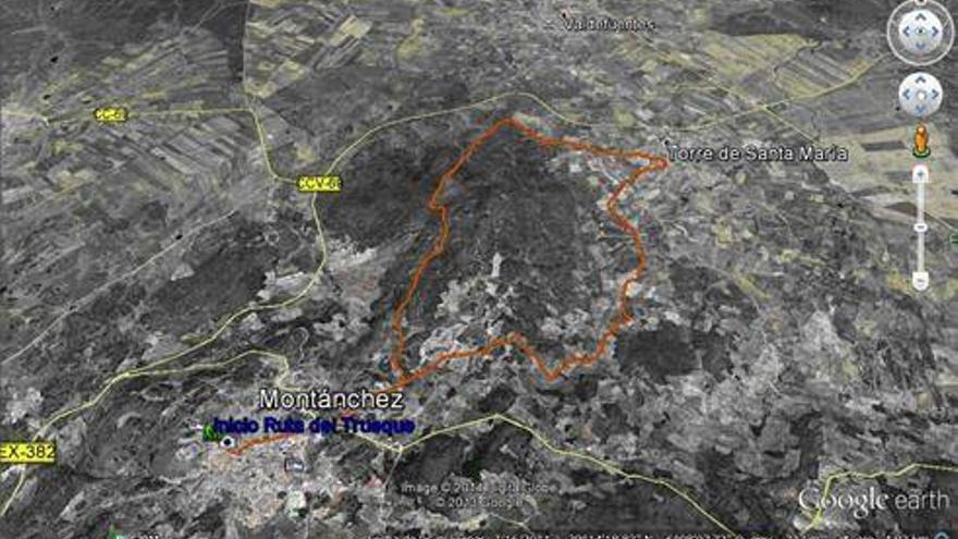 La nueva ruta senderista del Trueque rememora un hecho histórico en Montánchez