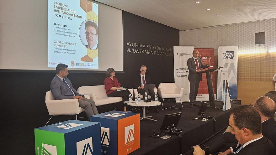 Qué quieren los alemanes de Alicante: ingenieros y soluciones energéticas