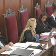 El acusado, Eugenio D., al fondo, en la tercera sesión del juicio en la Audiencia Provincial de Badajoz, este miércoles.