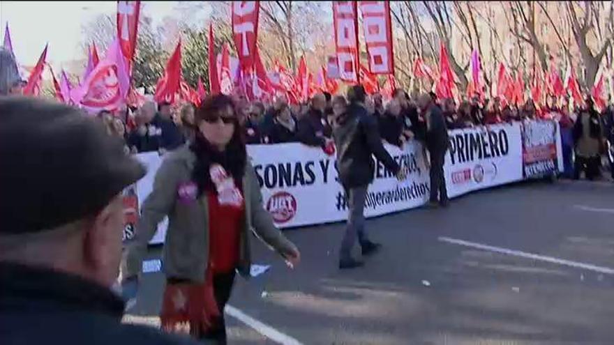 UGT y CCOO salen a la calle para reactivar el diálogo social