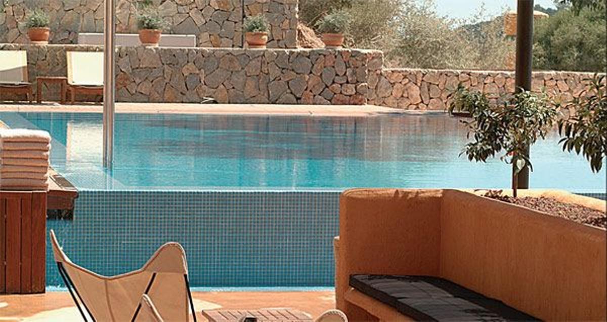 MallorcaAparte de las dos piscinas conlas que cuenta el hotel (exterior y climatizada) puedes esca