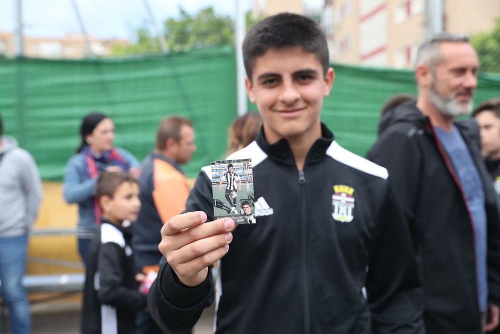 Presentación del álbum de cromos del FC Cartagena