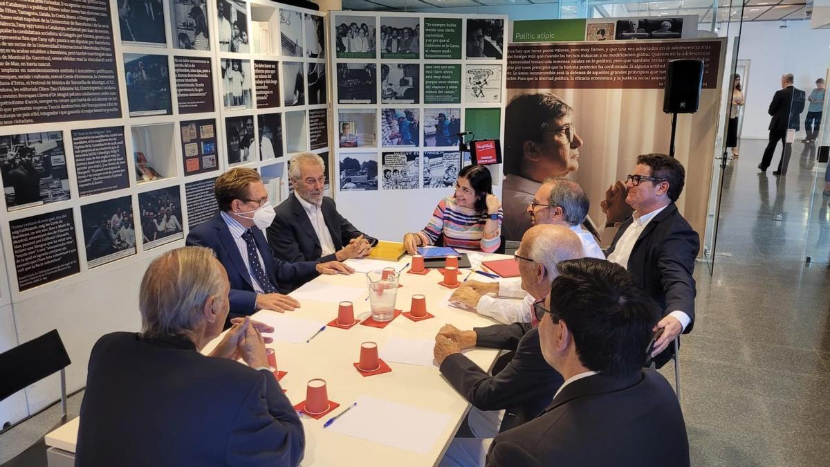Darias, sobre la vacunació de la quarta dosi contra la covid: «Pas a pas»