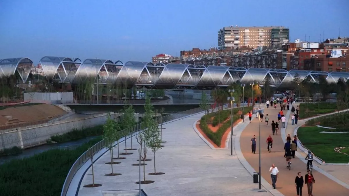 Curiosidades del distrito madrileño de Arganzuela: ¿Sabes quién diseñó el Puente Monumental?