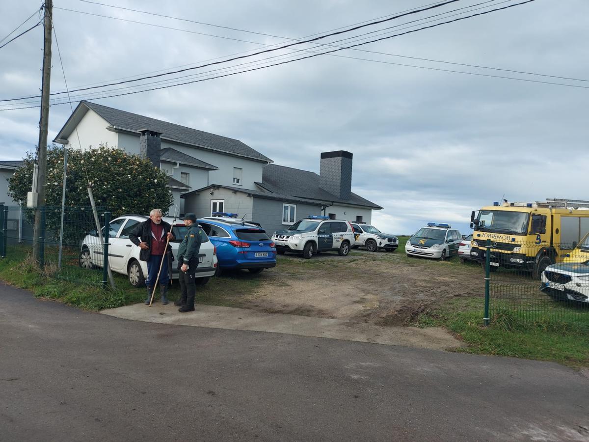 FOTOS: Búsqueda de un pescador desaparecido en la costa de Coaña FOTOS: Búsqueda de un pescador desaparecido en la costa de Coaña