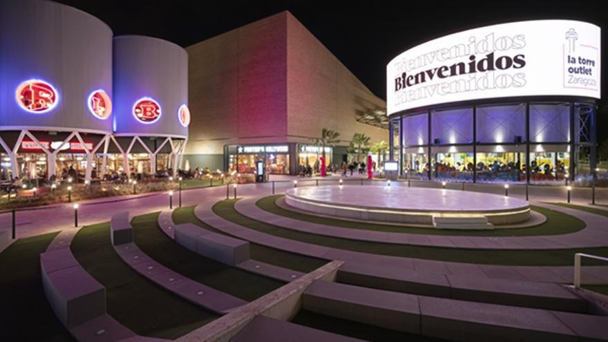 El espacio de La Torre Outlet de Zaragoza donde se celebrarán los desfiles de la Aragón Fashion Week.