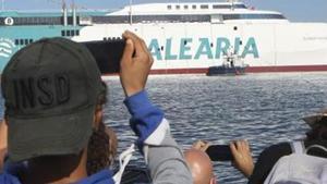 Botadura en Gijón del ferrie catamarán Eleanor Roosevelt, de Baleària, en 2020.