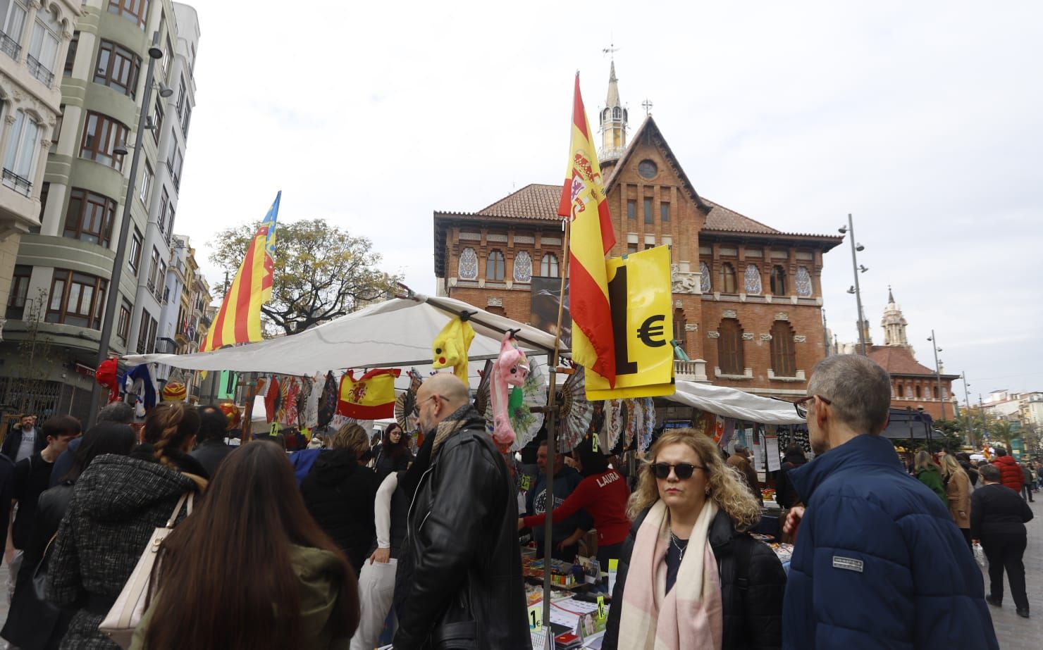 El centro lleno por las compras prenavideñas y el puente de diciembre