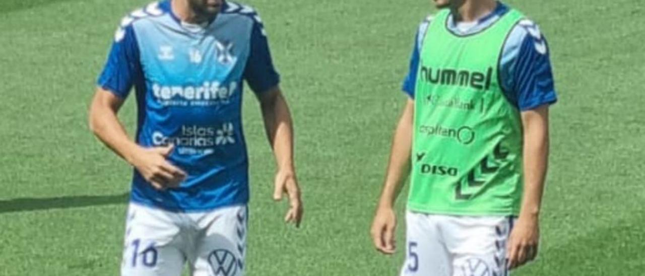 Aitor Sanz y Sergio González, antes de empezar el partido.  | | E.D.