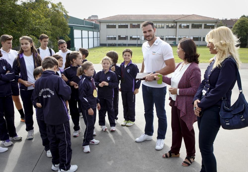 Encuentro del medallista olímpico, Saúl Craviotto, con alumnos del Colegio La Asunción