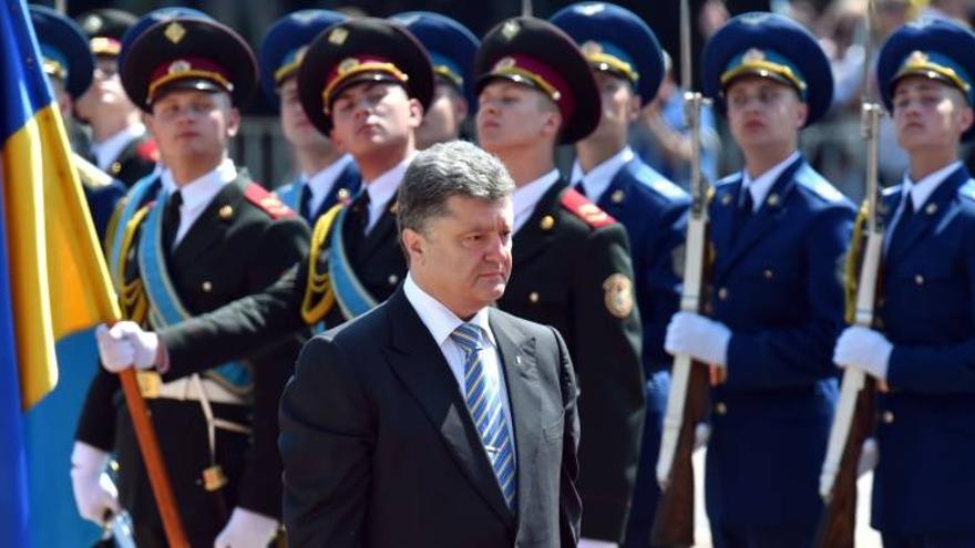 Poroshenko anuncia un plan de paz pero rechaza el diálogo con los rebeldes prorrusos