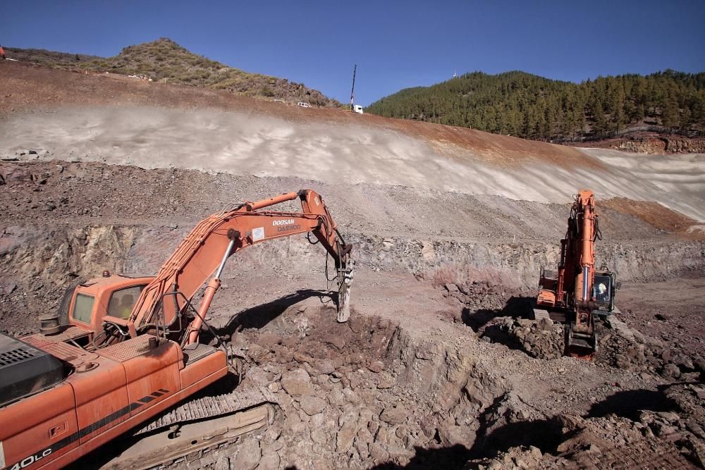 Inicio de la excavación del túnel de Erjos.