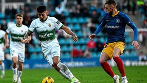 Resumen, goles y highlights del Andorra 0 - 1 Elche de la jornada 24 de LaLiga Hypermotion