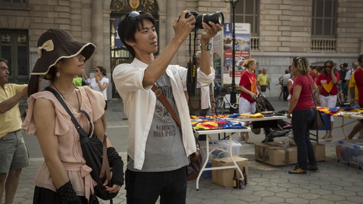 Dos turistas en Barcelona, el pasado 11 de septiembre.