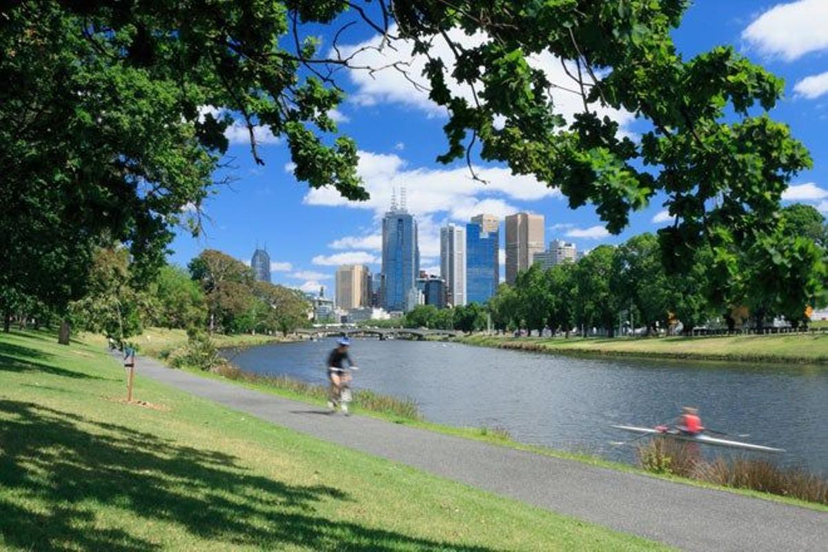 Parque a la orilla del río Yarra, en Melbourne.