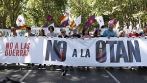 Marcha multitudinaria contra la cumbre de la OTAN en Madrid