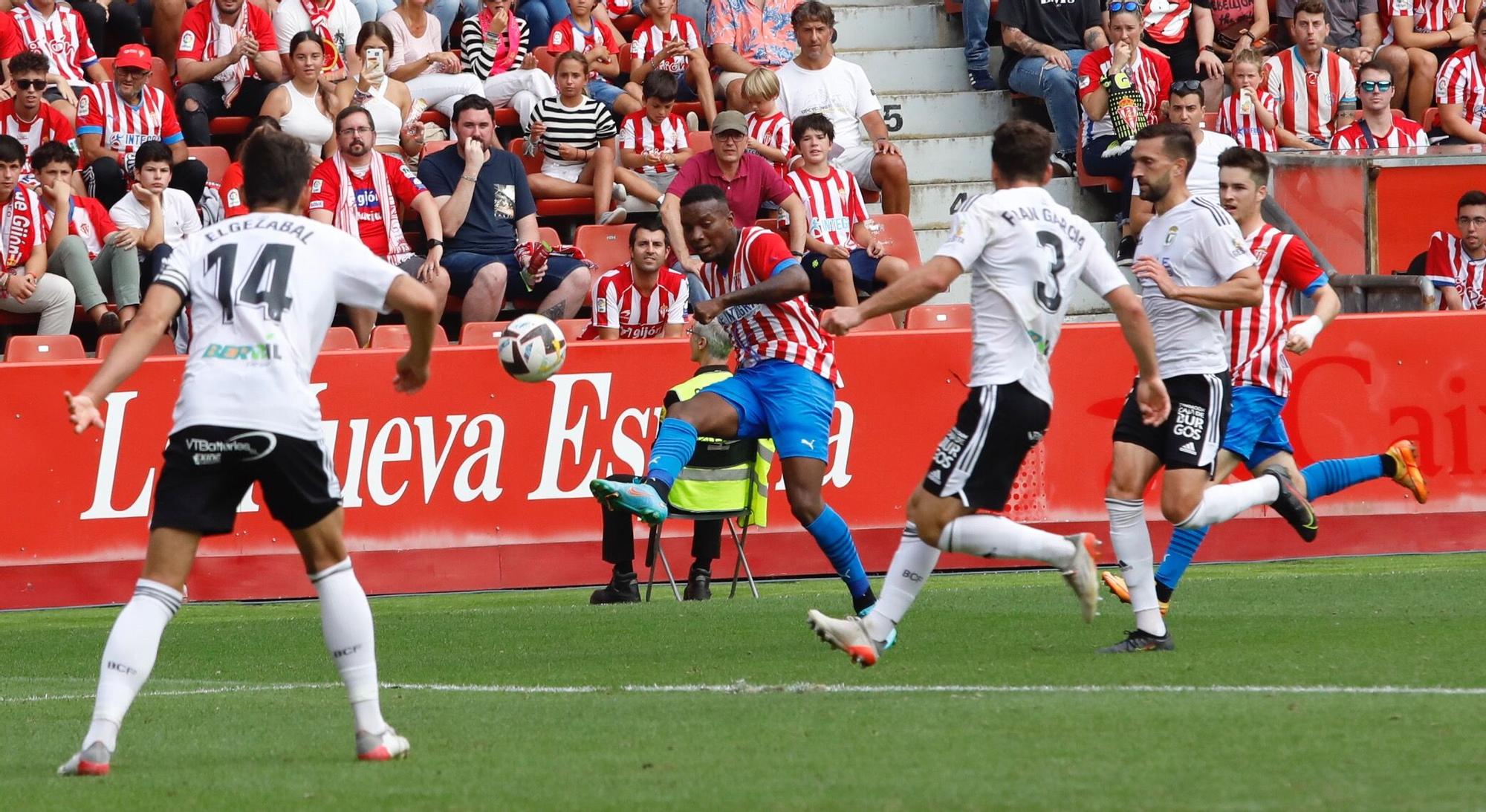 En imágenes: así fue el empate entre Burgos y Sporting en El Molinón