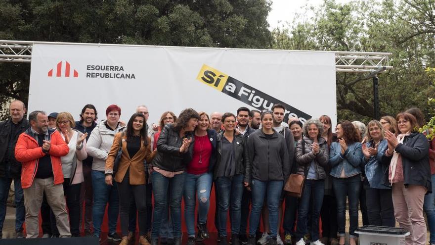 Imatge de l&#039;acte celebrat a la plaça de l&#039;Institut Muntaner dedicada a l&#039;1-O.