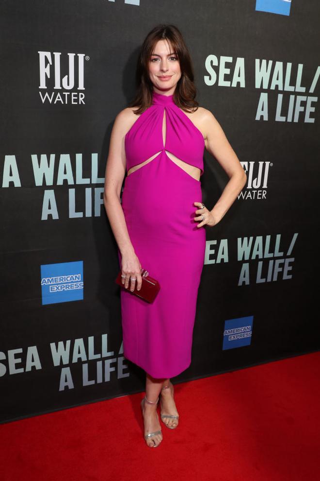 Anne Hathaway en el estreno de 'Sea Wall. A Life Opening Night On Broadway'