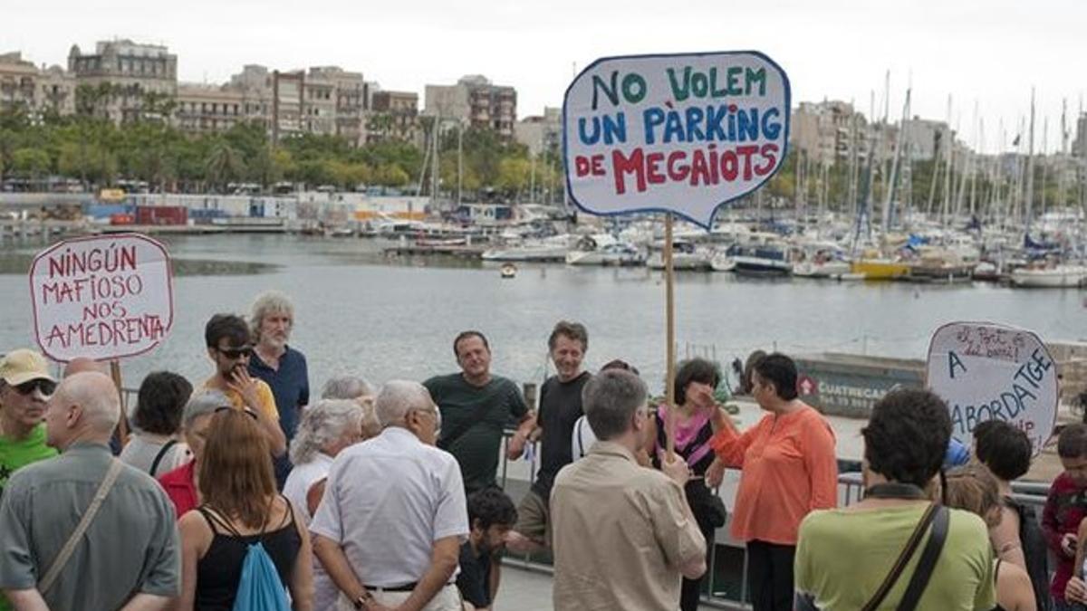 Manifestación vecinal en Ciutat Vella.