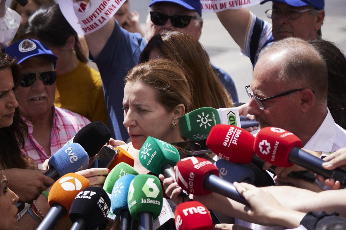 Eva Casanueva a su llegada al juicio.