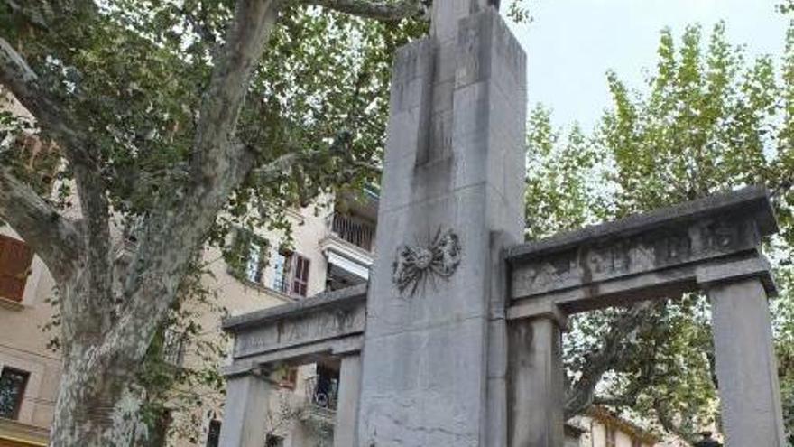 Estado actual del monumento a los Caídos.