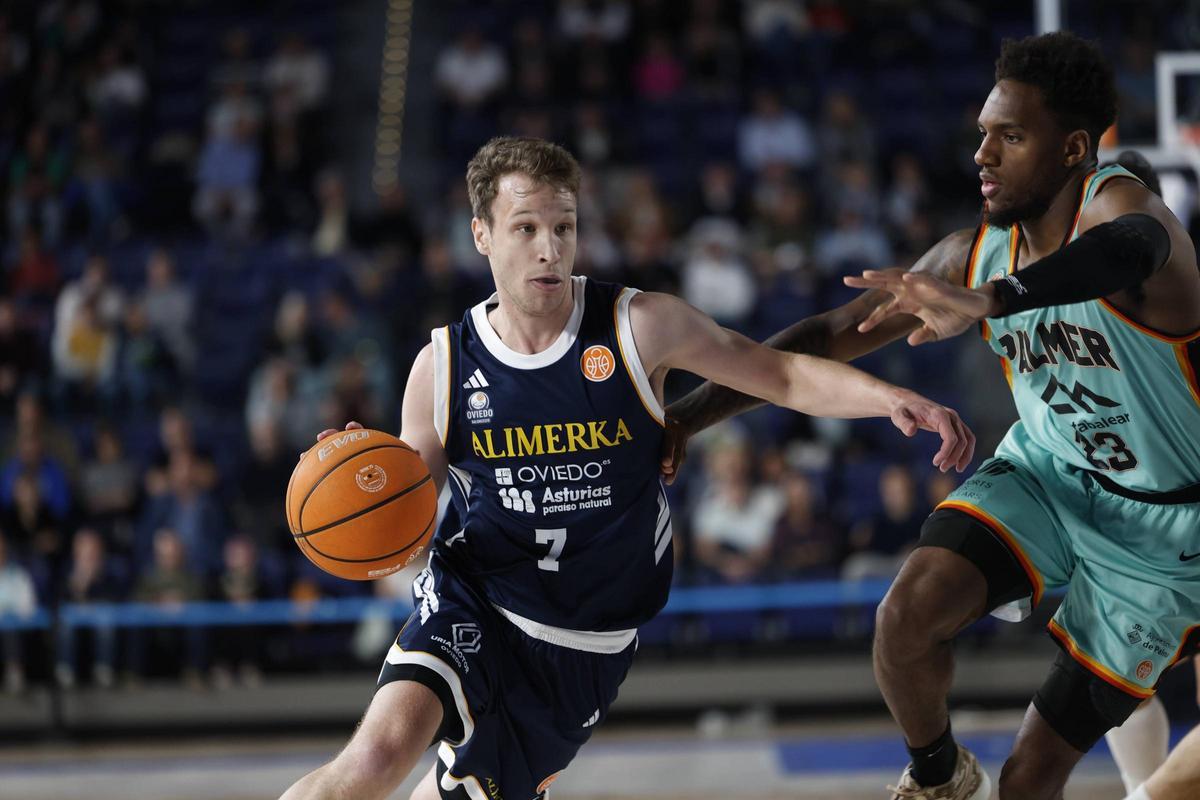 Las imágenes de la victoria del Alimerka Oviedo Baloncesto que le mete el play-off de ascenso a la ACB Las imágenes de la victoria del Alimerka Oviedo Baloncesto que le mete el play-off de ascenso a la ACB