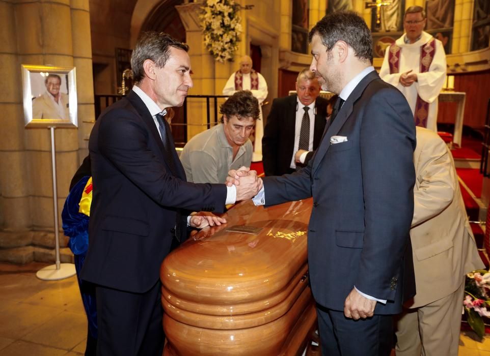 Funeral de Arturo Fernández: Emoción para despedir al chatín de la Puerta de la Villa