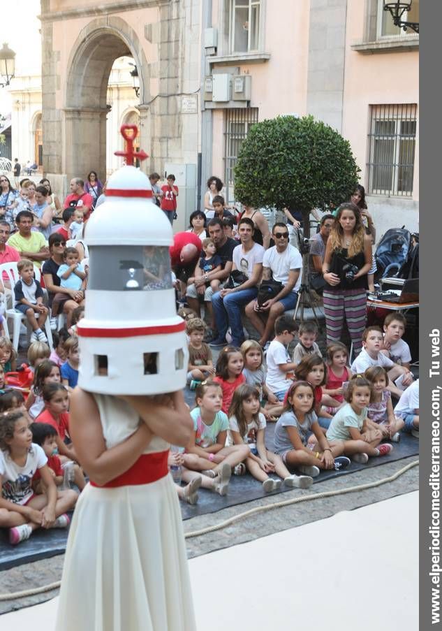 GALERÍA DE FOTOS - ‘Regreso a la ciudad’ saca el espectáculo a las calles de Castellón