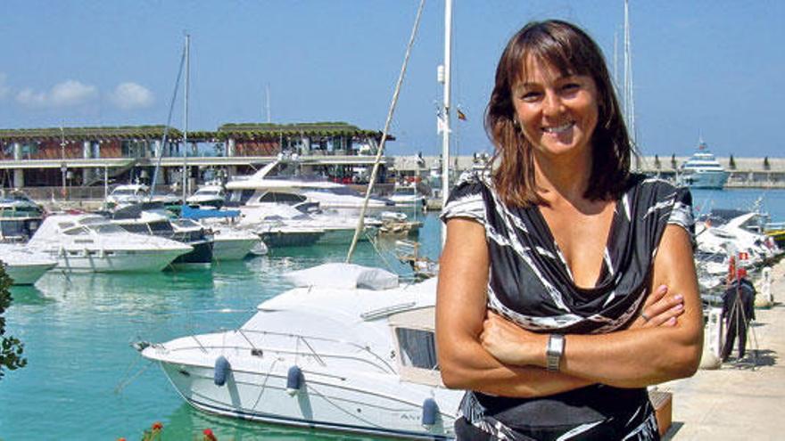 La directora de explotación de Port Adriano, Isabel Teruel, en El Toro (Calvià).