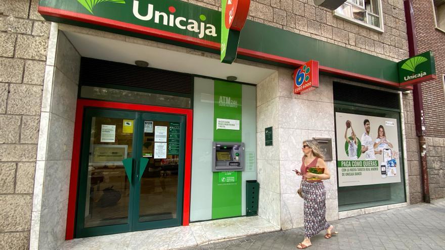 Unicaja nombra a una consejera independiente tras la dimisión de un dominical