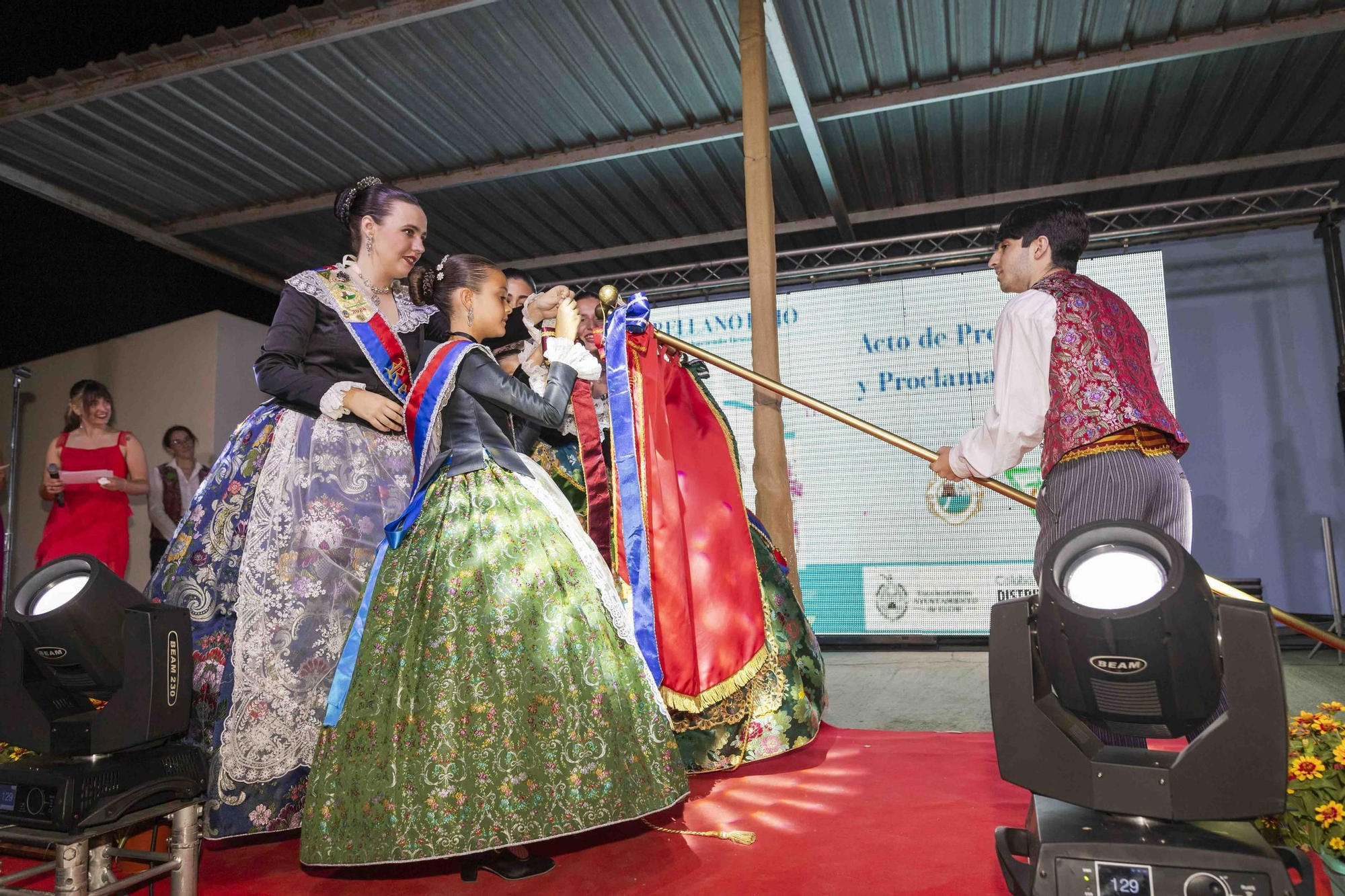 Así celebró la pedanía de Torrellano Bajo, en Elche, el arranque de sus fiestas