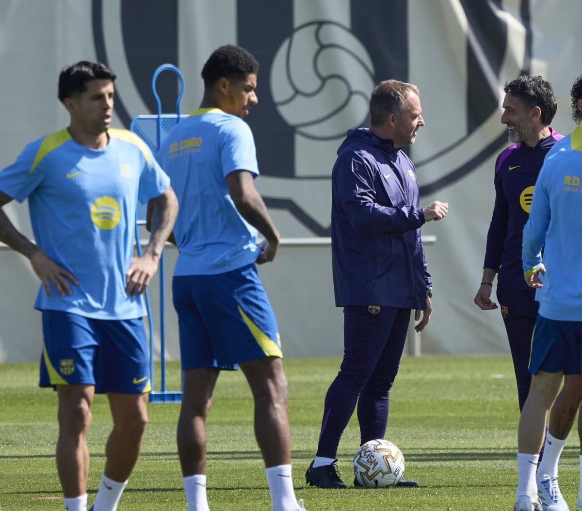 Joan Garcia jugarà avui, Eric no