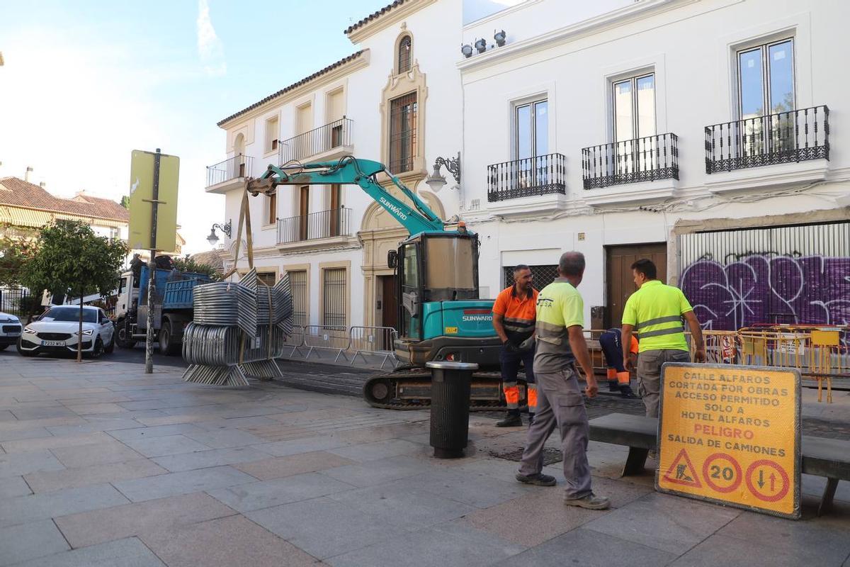 Comienza el corte al tráfico de la calle Alfaros por las obras de remodelación