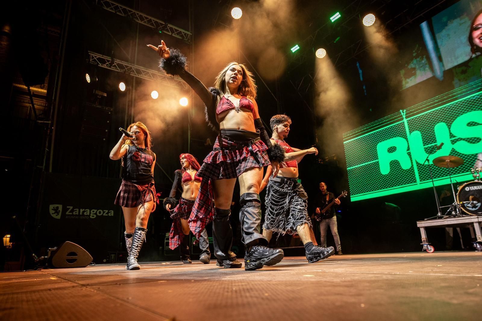 EN IMÁGENES | De Nil Moliner a Naiara: éxito de los 40 Pop en Zaragoza