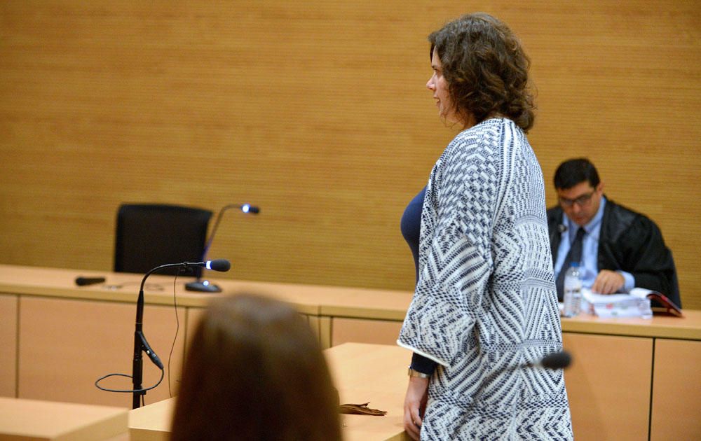 Juicio a un hombre que mató a su madre en Teror