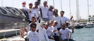 El Doctor Senís gana el Trofeo SM la Reina