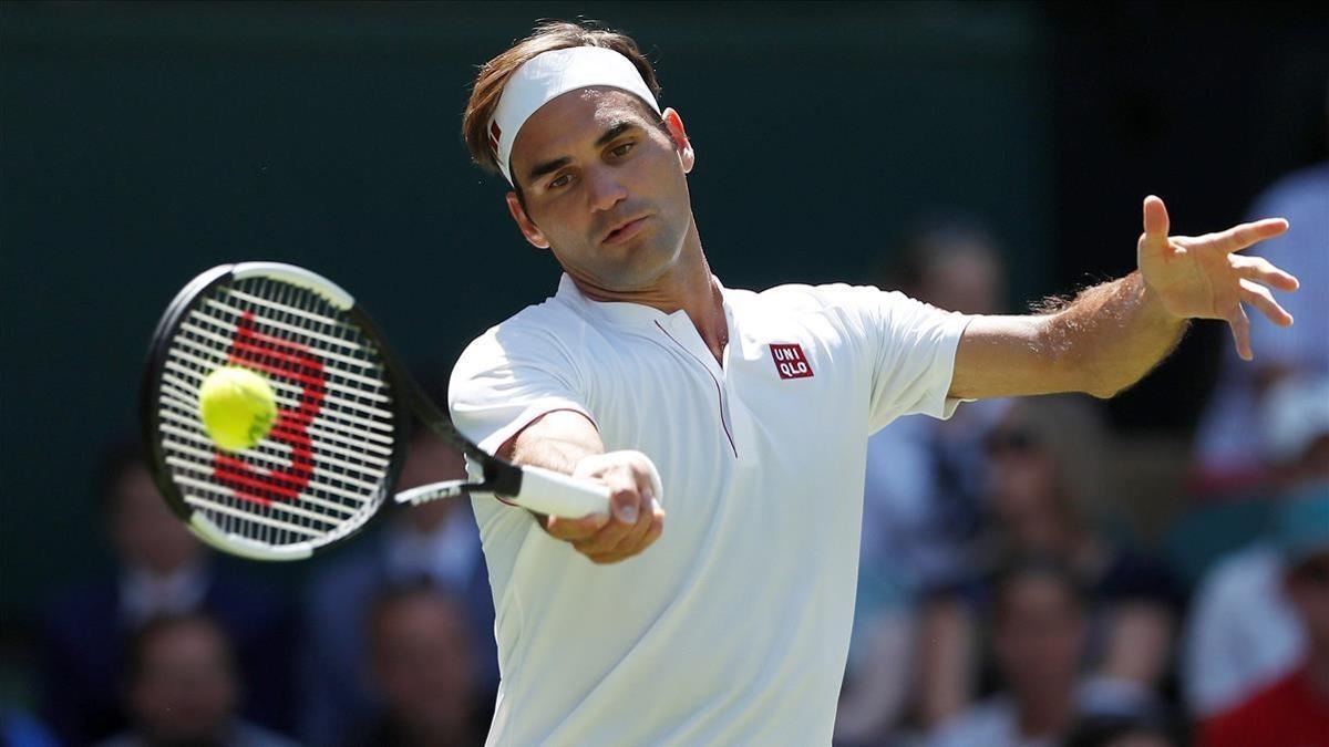 Roger Federer en un partido de Wimbledon