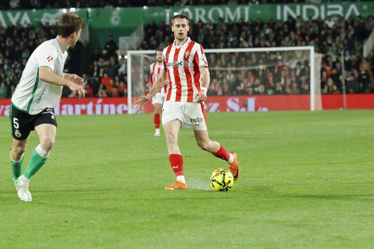 El partido entre el Racing de Santander y el Sporting, en imágenes