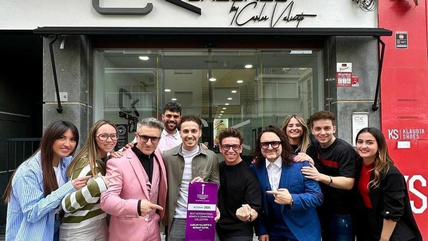 Carlos Valiente triunfa en los International Hairdressing Awards, los Oscar de la peluquería